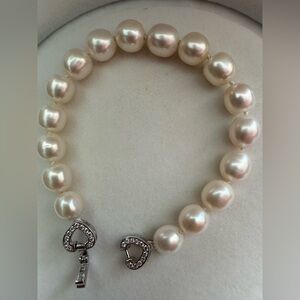 Freshwater Pearl Bracelet with 14 WG over 925 SS clasp. Pearl size 9.5-10.5mm